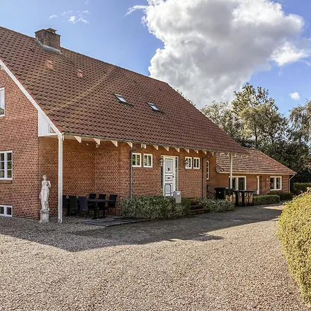 Holiday home In With Wifi
